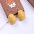 Paire de pommes de terre miniatures réalistes en résine pour bricolage et maison de poupée - Style de couleur unie