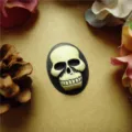 Close-up of a gothic style skull resin relief for DIY creative jewelry making - Top Hat Skull Style (3)