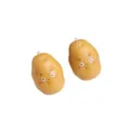 Deux adorables breloques miniatures en résine en forme de pomme de terre pour bijoux DIY - Avec crochet - Style mignon