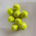 Mini fluoreszierend grüne Tennisball Schlüsselanhänger Anhänger mit Ösen 8er Pack - Green Tennis Ball With Gold Eyelet / Fluoreszierendes Grün