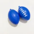 Blauwe mini American football sleutelhanger hanger met realistische textuurlaag - 5,5 cm / Blauw