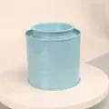 Lattina per tè cilindrica impilabile azzurro chiaro, contenitore metallico sigillato per confezioni regalo. - Blu polvere senza testo - 09B