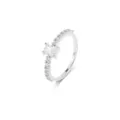 Eleganter silberner Ring mit Zirkonia im Smaragdschliff und schimmerndem Pavé-Band - Größe 6 / Smaragdschliff Pave Stil (R130) / Weißgold (Weißer Zirkon)