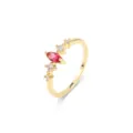 Eleganter vergoldeter Kupferring mit marquiseförmigem rosa Stein und weißen Zirkonia - Größe 6 / Rosa Marquise Stil (R645)
