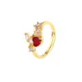 Eleganter vergoldeter offener Ring mit rotem Herzzirkon und floralen Akzenten - Größe 6 / Herz Roter Zirkonia Stil (R1387) / 18K-Gold