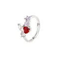 Eleganter verstellbarer silberner Ring mit einem roten Herz-Zirkon und lila Steinen - Größe 6 / Herz Roter Zirkonia Stil (R1387) / Weißgold
