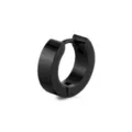 Dettagli degli orecchini a cerchio in acciaio al titanio nero, design lucido ed elegante. - 4x9mm / Nero