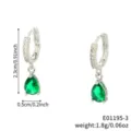 Eleganti orecchini a cerchio color argento con pendente a goccia in zircone verde. - Verde