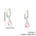 Orecchini a cerchio in argento minimalisti con pave chiaro e pendente in zircone rosa - Rosa
