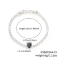 Detailed view of zircon bracelet with measurements and black pear-shaped stone - Silver Black Zirconia