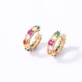 Orecchini a cerchio eleganti in rame dorato con zirconi rotondi multicolori vivaci. - 16K Multicolore