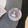 Niedlicher Cartoon-Welpen-Handyhalter mit Kopfhörer-Design und Sweet Puppy-Text - Magnetischer Ständer / Einzelstück / Hund