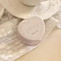 Supporto per telefono opaco rosa a forma di cuore con elegante motivo floreale francese - Supporto Magnetico / fiori rosa / Supporto Singolo