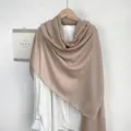 Eleganter beiger Schal aus Baumwolle und Leinen, leichter einfarbiger Pashmina-Schal - Lotosrosa