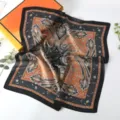 Elegante 70x70cm vintage zijden vierkante sjaal met paisley print in oranje voor dames mode - Stijl 18 / 70x70cm