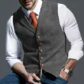 Stylish men's slim fit plaid waistcoat in charcoal gray with single-breasted wood buttons - Light Gray