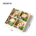 Juego de 4 adornos navideños de madera de elfos en caja cuadrada de 14 cm de lado - 4 Piezas / Colgante de Navidad Estilo B