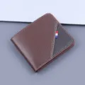 Elegante billetera corta para hombre en cuero suave con acabado texturizado marrón - Marrón Claro