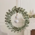 Weihnachtskranz aus Filz in Salbeigrün mit weißen Glocken und rustikaler Schnurdekoration - Grün Glocke Modell / Groß (30cm) / Graugrün