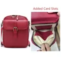 Bolso bandolera de cuero granulado rojo con detalle de ranuras interiores para tarjetas - 10 Ranuras para Tarjetas (RFID) / Rojo (PG5120-1)