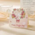 Tarjeta de felicitación del Día del Maestro con dibujo de conejo y corona de rosas rosas - Estilo conejo flor de corazón
