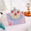 Carte d'anniversaire violette mignonne avec gâteau illustré et texte Happy Birthday - Petit Gâteau Rétro (Style 4) / Lot de 10 feuilles