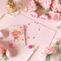 Elegante tarjeta de felicitación con ramo de rosas rosas pintadas a mano para San Valentín - Estilo Rosa Rosa Romántico (2026031604)