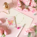 Elegante handgetekende rozenboeket wenskaart voor Valentijnsdag cadeau berichten en nota's - Zachtroze Warm Boeket Stijl (2026031604)