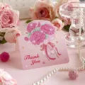 Tarjeta de felicitación rosa con ramo de claveles y mensaje de Thank You para el Día de la Madre - Clavel Suave (2025111703)