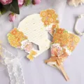 3D boeket wenskaart met zonnebloemen en puppy illustratie en een gouden strik - Hond - Beste Wensen / Individuele Verpakking