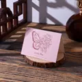 Roze vintage bloemenwenskaart met vlinder- en roosillustratie Lovely Day ontwerp - Mooie Dag / Set van 10 vellen