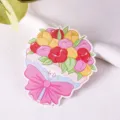 Carte de vœux bouquet de fleurs pliable avec un ruban rose et le texte Lovely Daily - Style Bouquet Irrégulier (7) / Carte Pliable
