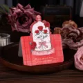 Vintage-Valentinstag-Grußkarte mit Rosenmotiv und einer kunstvollen Illustration - Rose mit Dornen-Stil (Jingji Qiangwei)