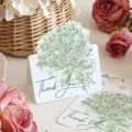 Tarjeta de felicitación con ilustración de ramo de flores verdes y mensaje Gracias - Estilo Margarita