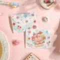 Simpatico biglietto d'auguri pieghevole a tre ante con orsetto e fiori tulipani - Stile Orso e Fiore / Confezione da 10