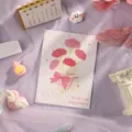 Tarjeta de felicitación con claveles rosas para el Día de la Madre 'Wish you happiness' - Clavel (465) / Estilo 1 / Amarillo claro