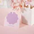 Kleine lavendelfarbene Grußkarte mit 'Good Luck'-Schriftzug und einem weißen Band - Viel Glück (145)