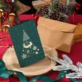 Tarjeta de Navidad verde vintage con diseño de árbol dorado y sobre de papel kraft - Estilo de Árbol de Navidad / Embalaje Individual con Sobre y Bolsa OPP / Verde Navidad Retro