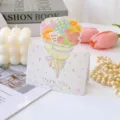Tarjeta de felicitación con ramo de flores dibujado a mano y mensaje de gracias festivo - Estilo 4 (Ramo Plegado) / Juego de 10 hojas
