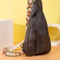 Bolso de pecho retro bohemio para mujer con una correa de hombro ancha estampada - Gris