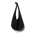 Bolso hobo minimalista de lona negra para mujer con elegante correa de hombro anudada - Jacquard Negro (MG2233) / Negro (Lona)