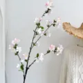 Elegante kunstmatige kersenbloesemtak in roze en wit voor huis- en bruiloftsdecoratie - 4 Vorken Begonia Kersenbloesem / Babyroze
