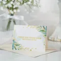 Elegante tarjeta de felicitación floral con texto 'I Wish You Good Luck' en pan de oro - Buena suerte