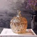 Großes geprägtes Glas-Bonbonglas mit Deckel, bernsteinfarbener Kristall-Aufbewahrungsbehälter. - S / Sternenhimmel-Bernsteingold