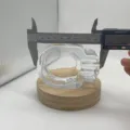 Posacenere teschio in vetro trasparente con base in legno, decorazione per ufficio - 7*10,5 cm / Posacenere a forma di teschio