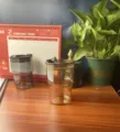Tazzine da caffè impilabili in vetro termoresistente color ambra e grigio fumo - Con Coperchio + Custodia + Cannuccia / Ambra