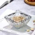 Eleganter quadratischer Glas-Bonbonglas mit Deckel, ideal für Schmuck oder Snacks. - 10cm Quadratisches Glas / Transparent