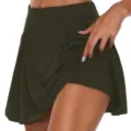Jupe-short de sport vert foncé pour femme avec short intégré pour tennis et golf. - Vert Militaire