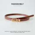 Cintura sottile in pelle PU da donna con fibbia dorata, elegante e versatile per vestiti. - Cammello / 105cm