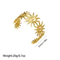 Detalle de brazalete de acero inoxidable bañado en oro de 18K con motivo de sol. - Estilo Calado de Sol Rotatorio (YY260)